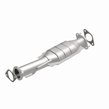 MagnaFlow Direct Fit Catalytic Converter 09-11 GMC Acadia 3.6L