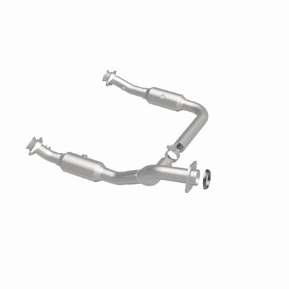MagnaFlow DF Cat Conv 06-09 Ford Explorer/06-10 Mercury Mountaineer 4.6L Y-Pipe Assembly (49 State)