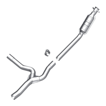 MagnaFlow Direct Fit Catalytic Converter 04-05 Dodge RAM 1500 Pickup 3.7L (Inc 4WD 4.7L) P/S