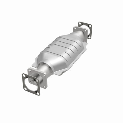 MagnaFlow California Direct Fit Catalytic Conv 75-82 Chevrolet LUV 1.8L / 86-91 Isuzu Trooper 2.3L
