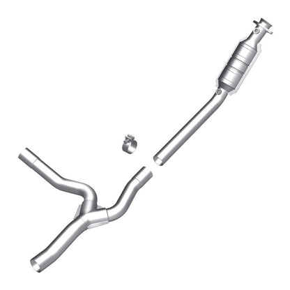 MagnaFlow Direct Fit Catalytic Converter 04-05 Dodge RAM 1500 Pickup 3.7L (Inc 4WD 4.7L) P/S