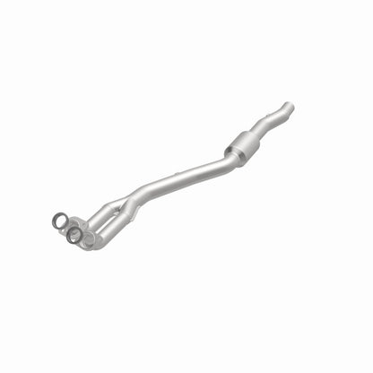 MagnaFlow Direct Fit Catalytic Converter 97-98 BMW 540i 4.4L / 740I 4.4L / 96-98 740IL 4.4L P/S