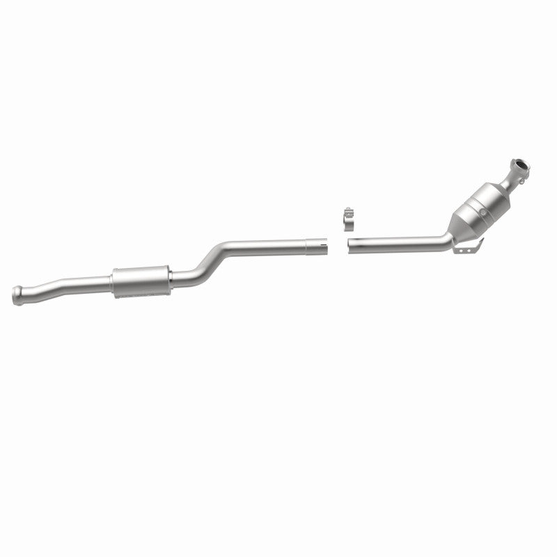 MagnaFlow Direct Fit Catalytic Converter 08-10 C300 3.0L D/S