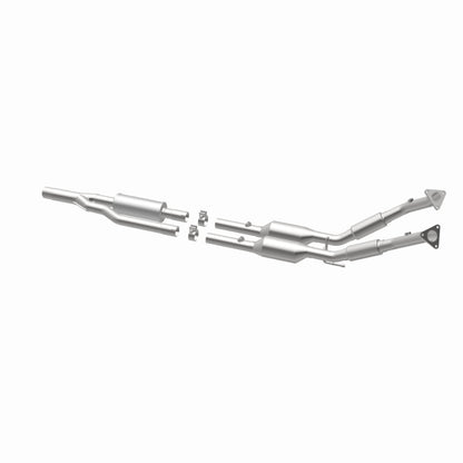 MagnaFlow Direct Fit Catalytic Converter 06- Audi A3 Quattro 3.2L