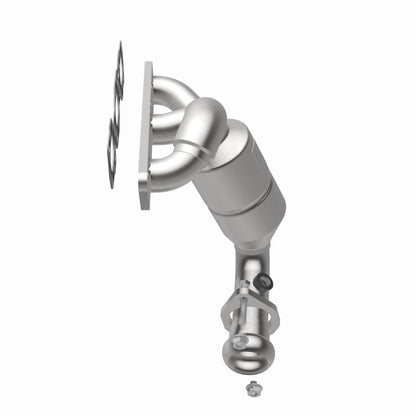MagnaFlow Direct Fit Catalytic Converter 01-05 Ford Escape / Mazda Tribute 2.0L (CA Emissions)