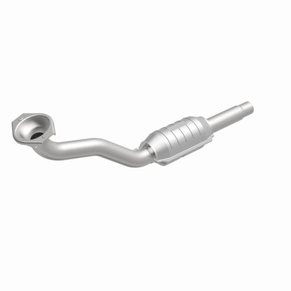 MagnaFlow Direct Fit Catalytic Converter VW 33.5X5X4 2/1.75