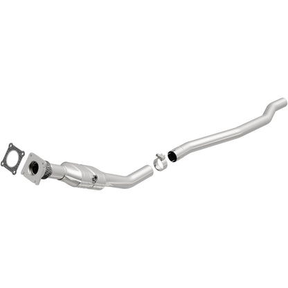 MagnaFlow Direct Fit Catalytic Conv 01-04 Chrysler/Dodge Truck Town & Country Van/Grand Caravan 3.8L