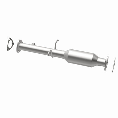 MagnaFlow Direct Fit Catalytic Converter 96-00 GM S-10/Sonoma/Homb