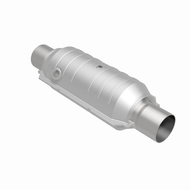 MagnaFlow Universal Catalytic Converter 2.25 OEM Angled O2