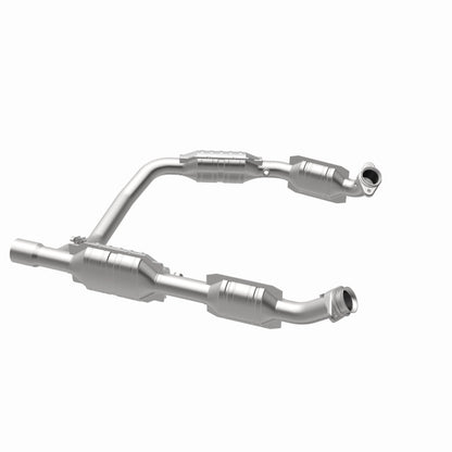 MagnaFlow Direct Fit Catalytic Converter 05-07 Ford E-250/E-350 Econoline V8 5.4L