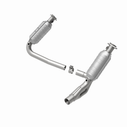 MagnaFlow Direct Fit Catalytic Converter Dakota 05-06 6 3.7L