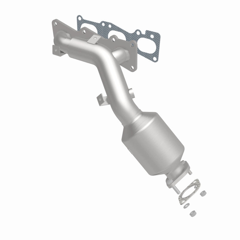MagnaFlow Direct Fit Catalytic Converter 10-12 Hyundai Genesis 3.8L