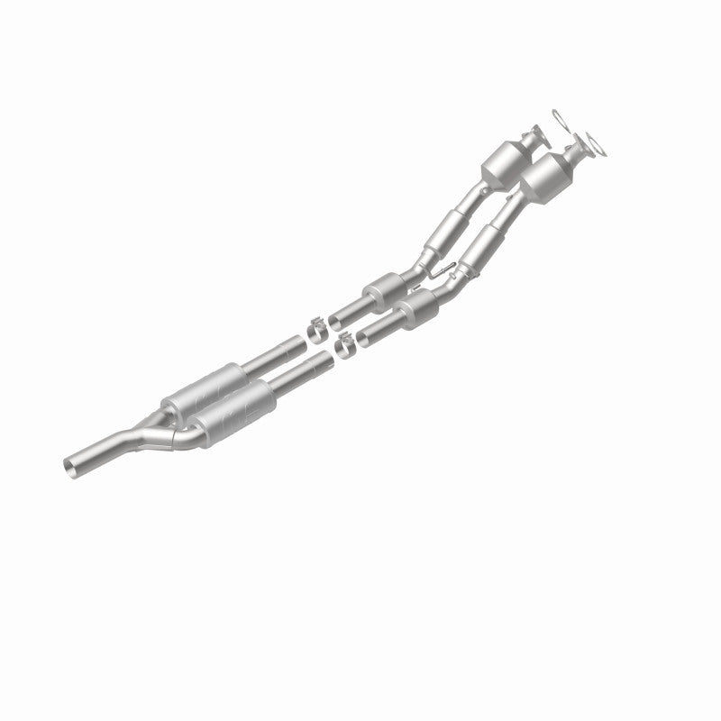 MagnaFlow Direct Fit Catalytic Converter 2012-2015 Passat (B7) 3.6L V6 OEM Grade