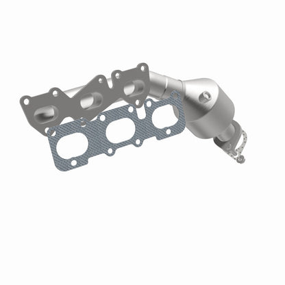 MagnaFlow Direct Fit Catalytic Converter 2009 Kia Borrego 3.8L Passenger Side