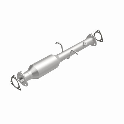 MagnaFlow Direct Fit Catalytic Converter 96-00 GM S-10/Sonoma/Homb