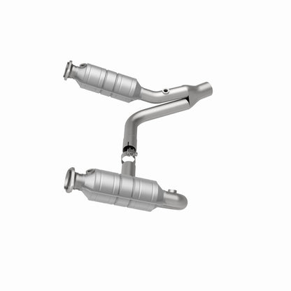 MagnaFlow Direct Fit Catalytic Converter Raider 2006 8 4.7L