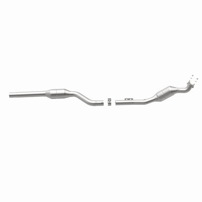MagnaFlow Direct Fit Catalytic Converter 00-02 Mercedes E430 4.3L