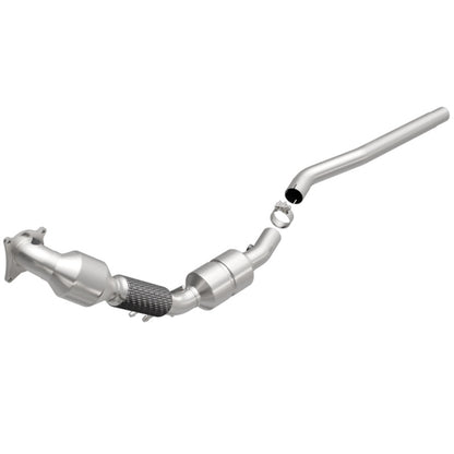 MagnaFlow Direct Fit Catalytic Converter 06-08 VW Passat 2.0L
