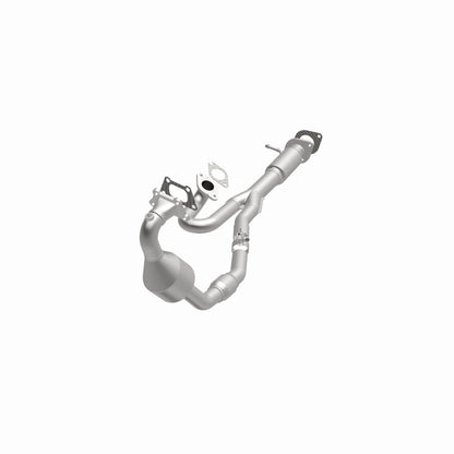 MagnaFlow Direct Fit Catalytic Converter 2010-2011 SRX 3 L Underbody