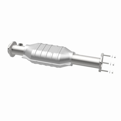 MagnaFlow Direct Fit Catalytic Converter 00-04 Jeep Wrangler 4.0L Rear/2.4L/2.5L