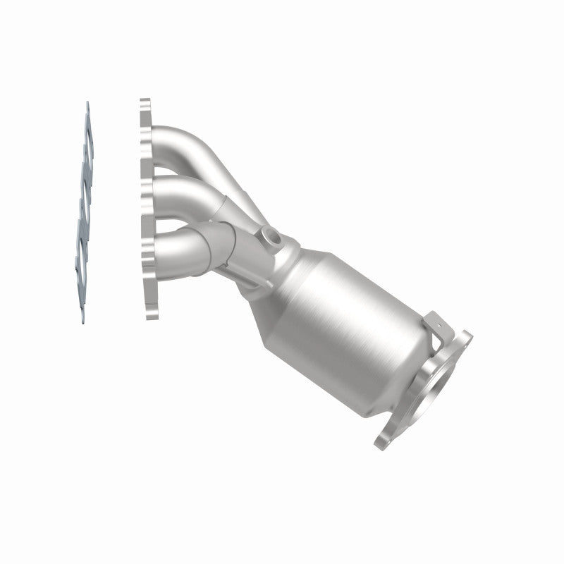 MagnaFlow Direct Fit Catalytic Converter 08-12 Land Rover LR2 3.2L