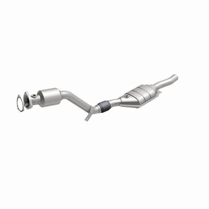 MagnaFlow Direct Fit Catalytic Converter 03 Volkswagen Passat 2.8L