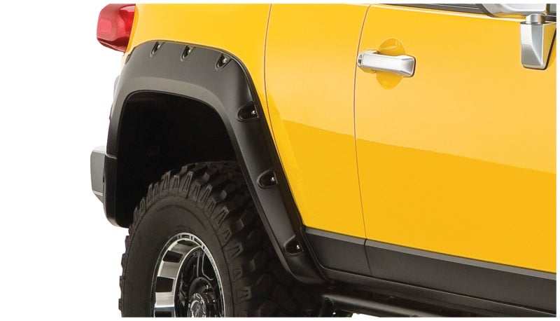 Bushwacker 07-14 Toyota FJ Cruiser Pocket Style Flares 2pc - Black