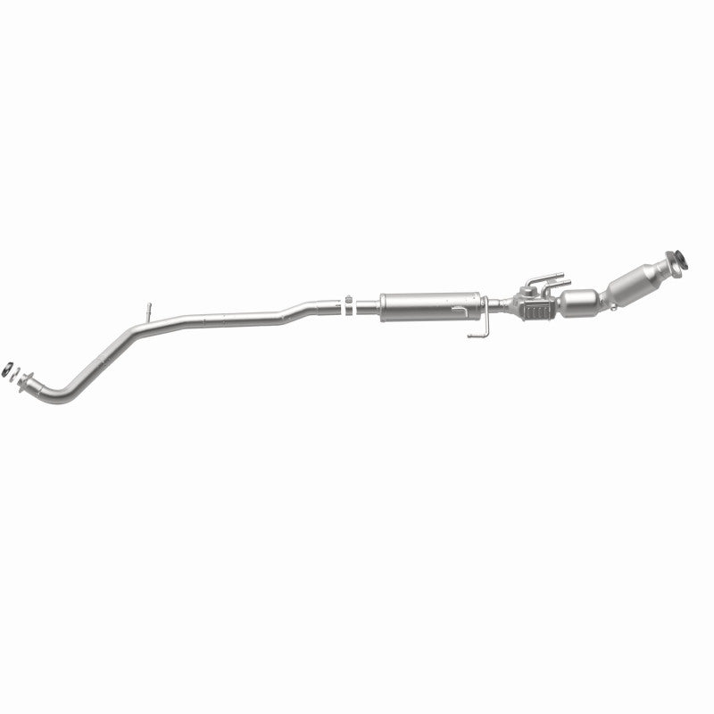 MagnaFlow Direct Fit Catalytic Converter 12-15 Toyota Prius Plug -In Underbody 1.8L