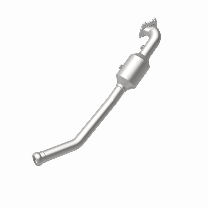 MagnaFlow Direct Fit Catalytic Conv 13-18 Dodge Durango 3.6L V6 / 13-18 Jeep Grand Cherokee 3.6L V6