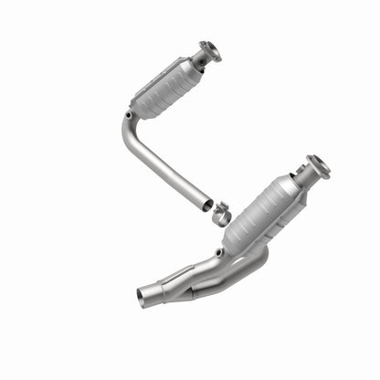 MagnaFlow Direct Fit Catalytic Converter Dakota 05-06 6 3.7L