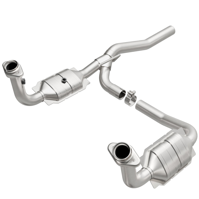 MagnaFlow Direct Fit Catalytic Converter 07-11 Dodge Nitro 4.0L