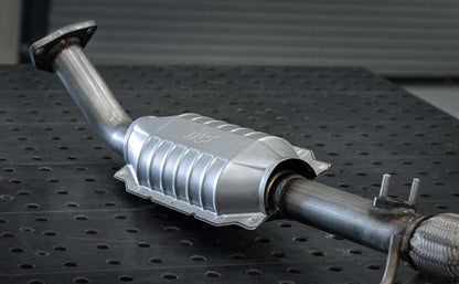 MagnaFlow Direct Fit Catalytic Converter Range Rover 90-93