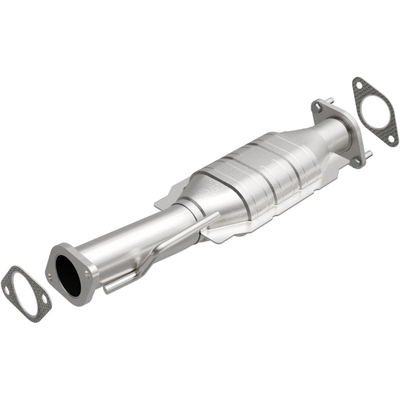 MagnaFlow Direct Fit Catalytic Converter 09-11 GMC Acadia 3.6L