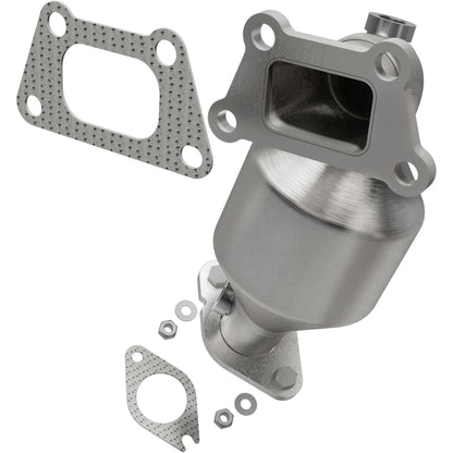 MagnaFlow Direct Fit Catalytic Converter 2010-2011 SRX 3 L Underbody
