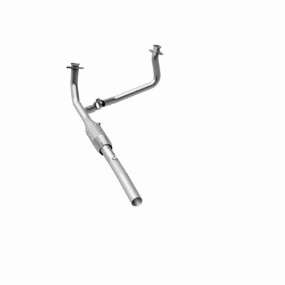 MagnaFlow Direct Fit Catalytic Converter 96-97 Dodge Van 3.9L/5.2L/5