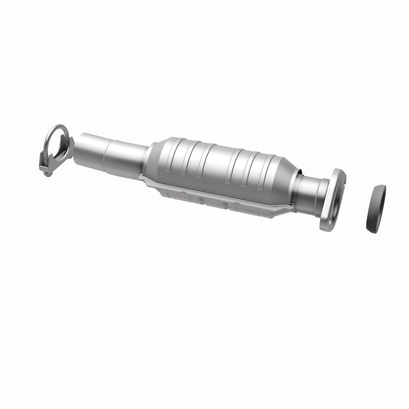 MagnaFlow Direct Fit Catalytic Converter 04 Toyota Sienna 3.3L