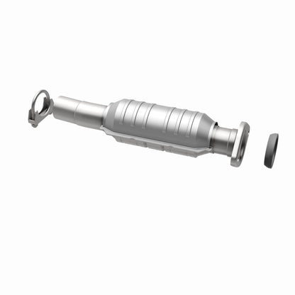MagnaFlow Direct Fit Catalytic Converter 04 Toyota Sienna 3.3L