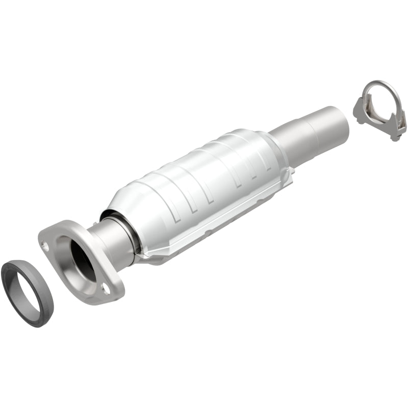 MagnaFlow Direct Fit Catalytic Converter 04 Toyota Sienna 3.3L