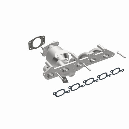 MagnaFlow Direct Fit Catalytic Converter 01-05 Volvo S60 2.4L / V70 2.4L