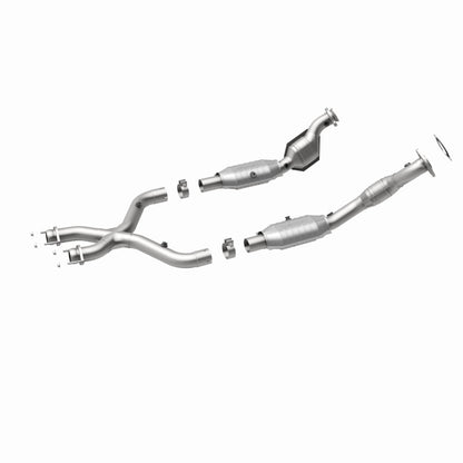 MagnaFlow Direct Fit Catalytic Converter 99-04 Mustang 4.6L 49S