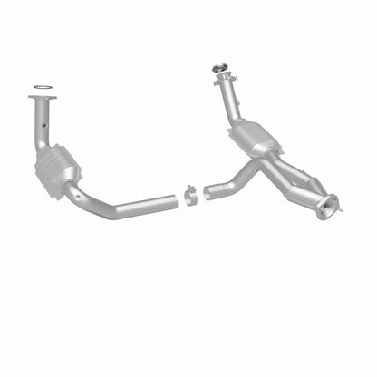 MagnaFlow DF Cat. Conv 02-06 Cadillac Truck. 8 5.3L Dual Conv. Y-Pipe Assy 2wd/Chevy Truck 99-07