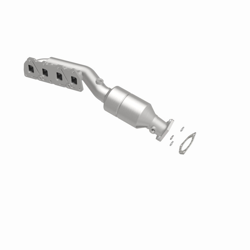 MagnaFlow Direct Fit Catalytic Converter 02-04 VW Passat 4.0L