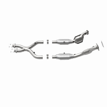 MagnaFlow Direct Fit Catalytic Converter 99-01 Mustang 4.6L 50S