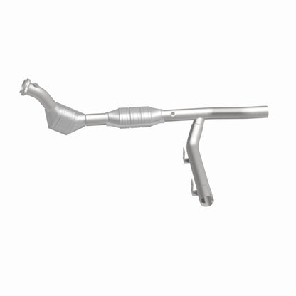 MagnaFlow Direct Fit Catalytic Converter 97-98 Ford Expedition 4.6