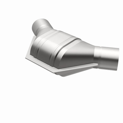 MagnaFlow Universal Catalytic Converter 2.50inch Angled In/Out FED