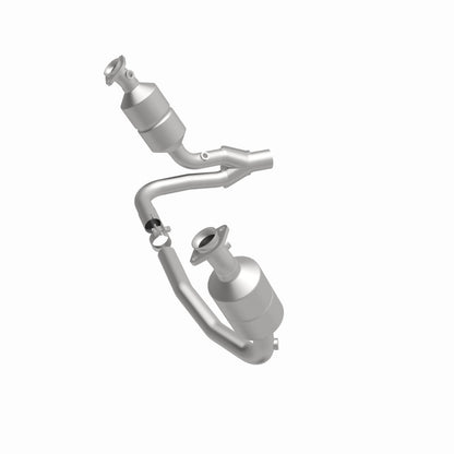 MagnaFlow Direct Fit Catalytic Converter OEM 2004 Dodge Dakota Underbody