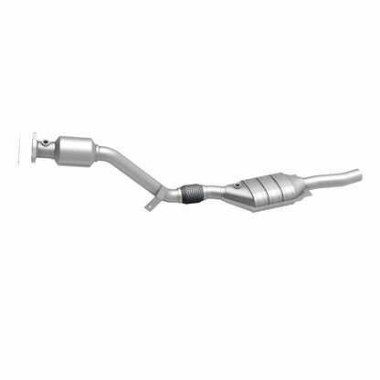 MagnaFlow Direct Fit Catalytic Converter 03 Volkswagen Passat 2.8L