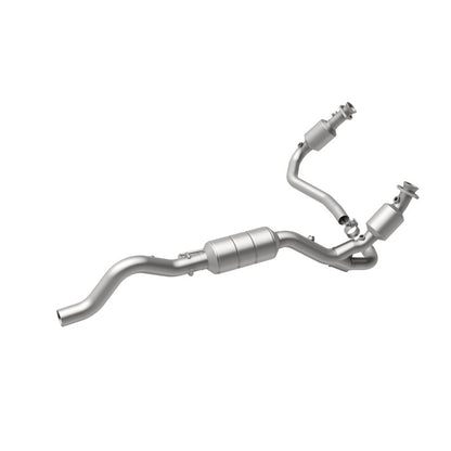 MagnaFlow Direct Fit Catalytic Converter 02-03 Dodge Durango 5.9L