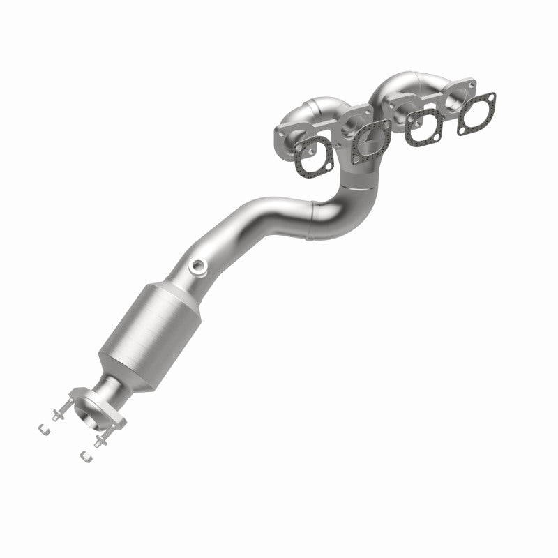MagnaFlow Direct Fit Catalytic Converter BMW 99-03 540I 4.4L / 99-01 740I 4.4L California - D/S