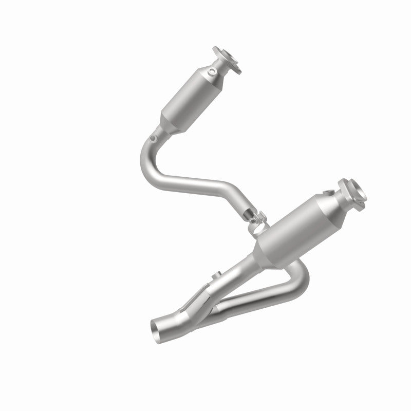 MagnaFlow Direct Fit Catalytic Converter California Grade 07-08 Dodge Durango 3.7L